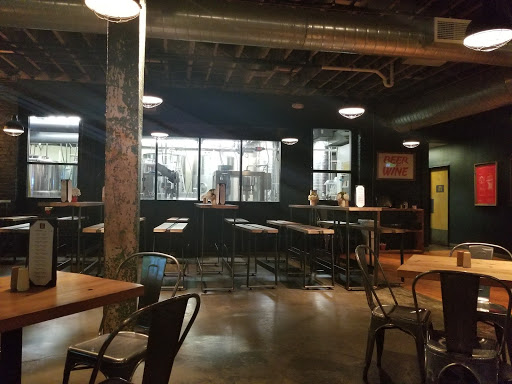 New American Restaurant «Over The 9», reviews and photos, 120 S 10th St, Louisville, KY 40202, USA