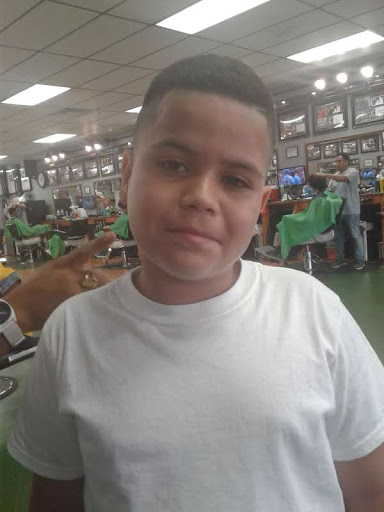 Barber Shop «MLB Sport Barbershop», reviews and photos, 2547 Old Vineland Rd, Kissimmee, FL 34746, USA