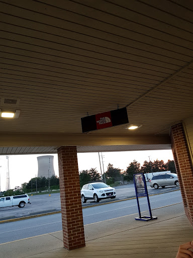 Clothing Store «The North Face Outlet», reviews and photos, 1201 Lighthouse Pl, Michigan City, IN 46360, USA