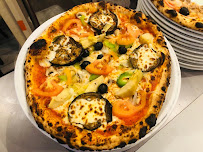 Pizza du Restaurant italien Dolce Vita à Issy-les-Moulineaux - n°9