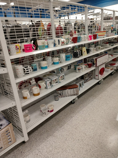 Clothing Store «Ross Dress for Less», reviews and photos, 7455 Greenbelt Rd, Greenbelt, MD 20770, USA