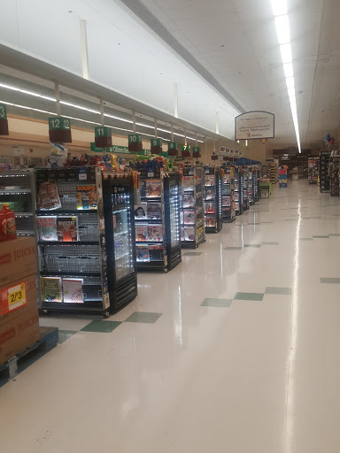 Supermarket «Super Stop & Shop», reviews and photos, 1690 Revere Beach Pkwy, Everett, MA 02149, USA