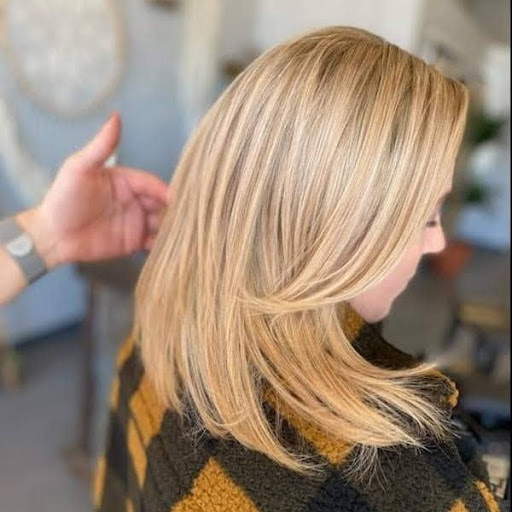 Hair Salon «The Urban Revival Boutique, Style Bar & Salon», reviews and photos, 2903 N Patterson St, Valdosta, GA 31602, USA