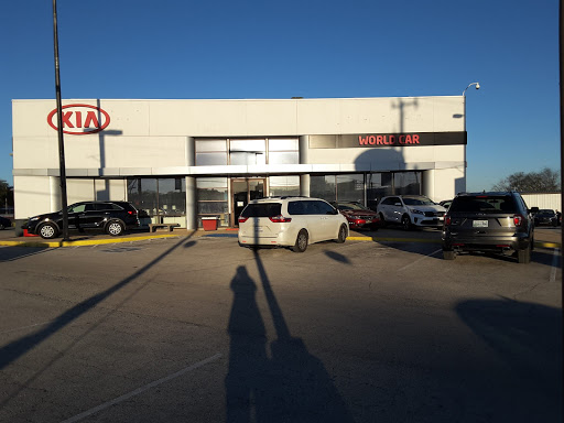 Car Dealer «Legend Kia», reviews and photos, 12115 I-35, San Antonio, TX 78233, USA