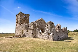 Knowlton Church and Earthworks image