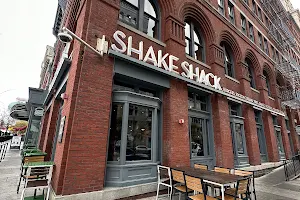 Shake Shack F Street image