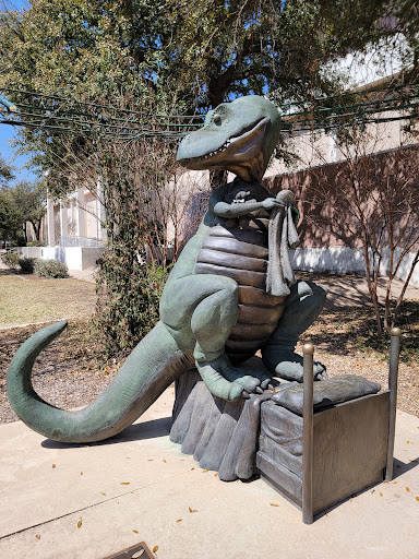 'Good Night Dinosaur' Statue