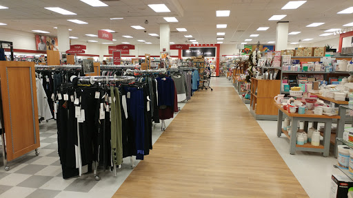 Department Store «T.J. Maxx», reviews and photos, 14 Danbury Rd, Wilton, CT 06897, USA