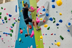 Coeur Climbing Company image