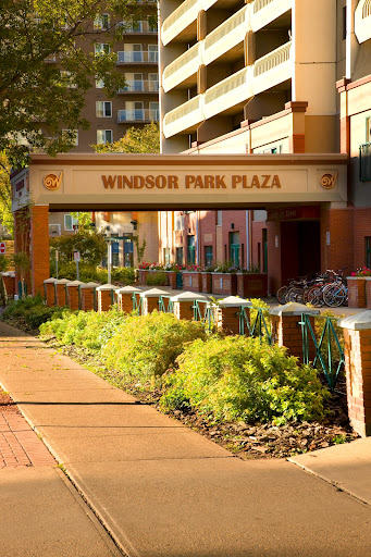 Windsor Park Plaza & Lofts
