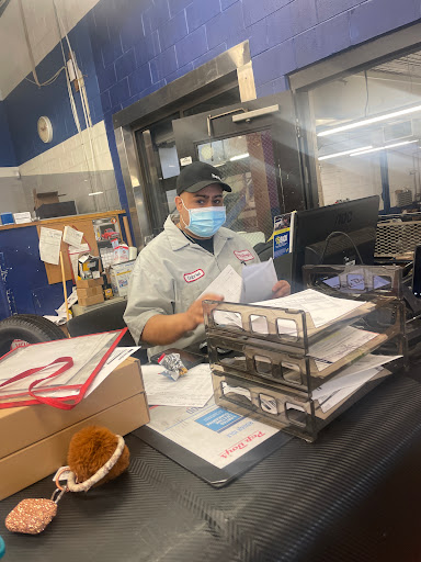 Auto Parts Store «Pep Boys Auto Parts & Service», reviews and photos, 1246 N Main St, Providence, RI 02904, USA