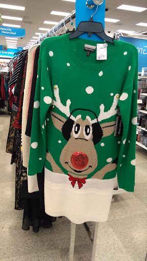 Clothing Store «Ross Dress for Less», reviews and photos, 1720 Douglas Rd, Oswego, IL 60543, USA