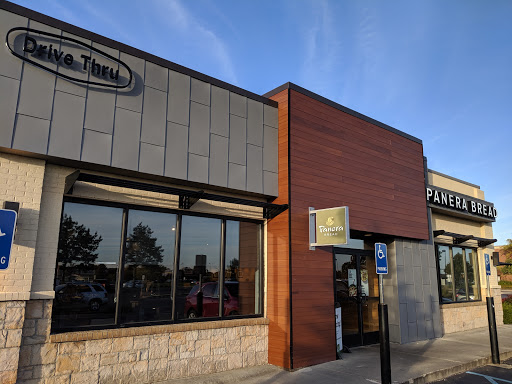 Panera Bread, 14121 Hall Rd, Shelby Charter Township, MI 48315, USA, 