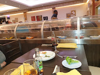 Atmosphère du Restaurant de sushis sur tapis roulant Restaurant Asia | Buffet asiatique - Sushi bar à Chasseneuil-du-Poitou - n°13