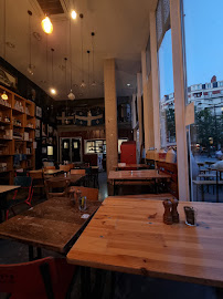Atmosphère du Restaurant québécois Quebecium bistro - bar - épicerie fine à Paris - n°20