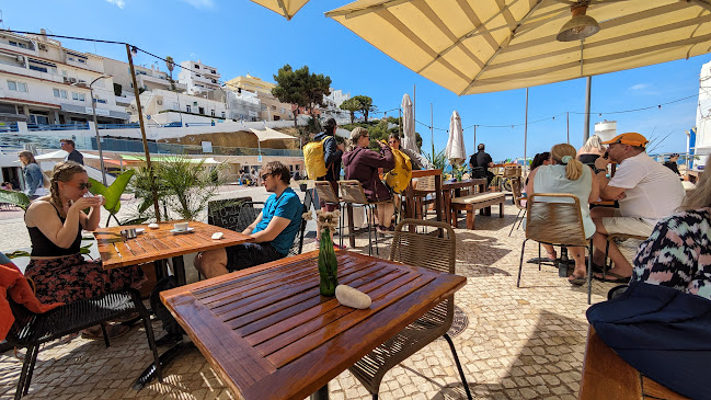 Largo da Praia 8, 8400-517 Carvoeiro