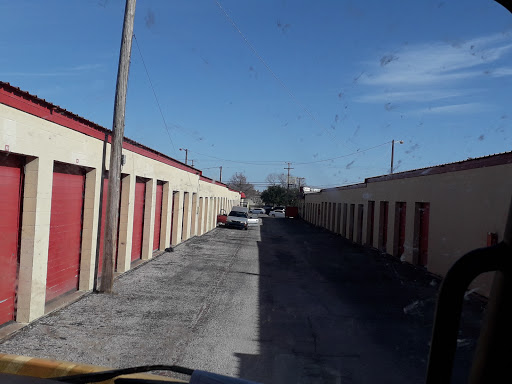 Self-Storage Facility «SecurCare Self Storage», reviews and photos, 3016 S Cooper St, Arlington, TX 76015, USA