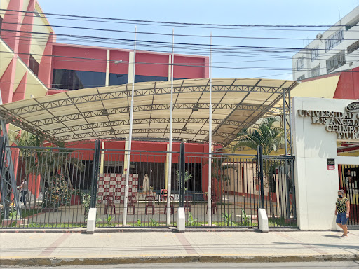 Universidad Católica Los Ángeles de Chimbote