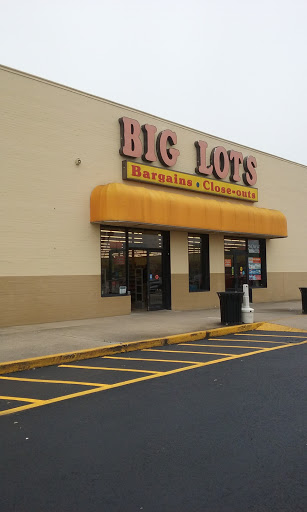 Discount Store «Big Lots», reviews and photos, 888 Green Blvd, Aurora, IN 47001, USA