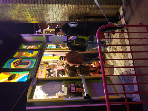 Donut Shop «Voodoo Doughnut», reviews and photos, 22 SW 3rd Ave, Portland, OR 97204, USA