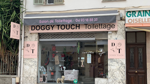 DOGGY TOUCH