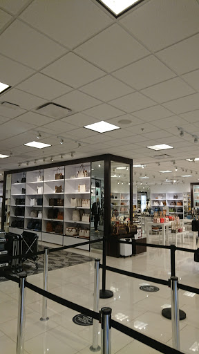 Fashion Accessories Store «Michael Kors», reviews and photos, 3690 Livermore Outlets Dr, Livermore, CA 94551, USA