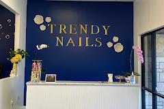 Trendy Nails