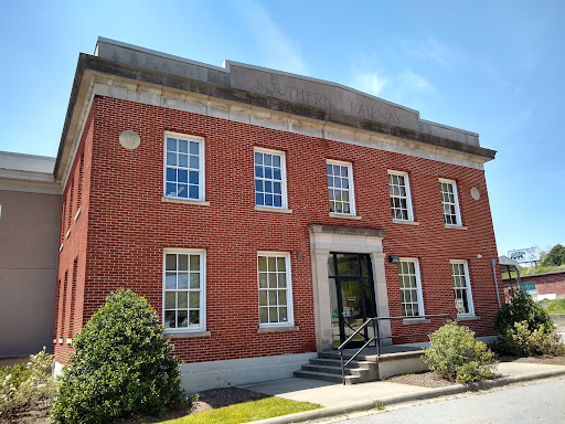 Thrift Store «Asheville Area Habitat For Humanity Administrative Offices», reviews and photos