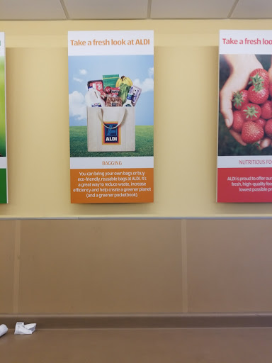Supermarket «ALDI», reviews and photos, 18867 E 9 Mile Rd, Eastpointe, MI 48021, USA