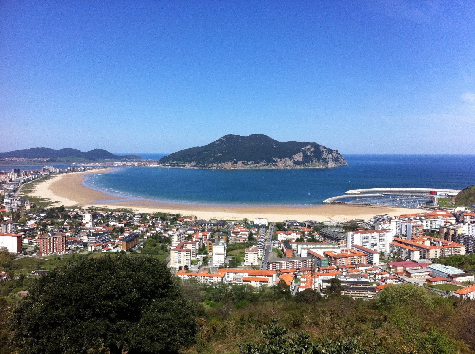 Photo of Laredo Beach - popular place among relax connoisseurs