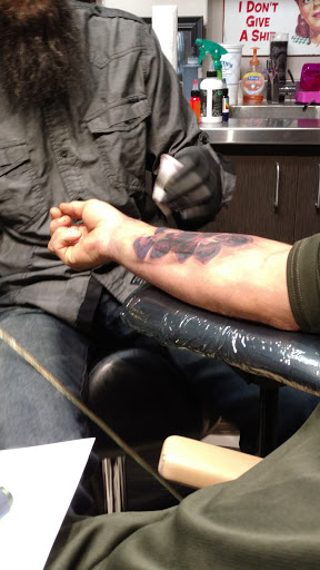 Tattoo Shop «Ink Rush Tattoo», reviews and photos, 126 Newnan Rd, Carrollton, GA 30117, USA