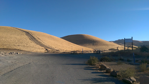 Golf Course «Delta View Golf Course», reviews and photos, 2232 Golf Club Rd, Pittsburg, CA 94565, USA