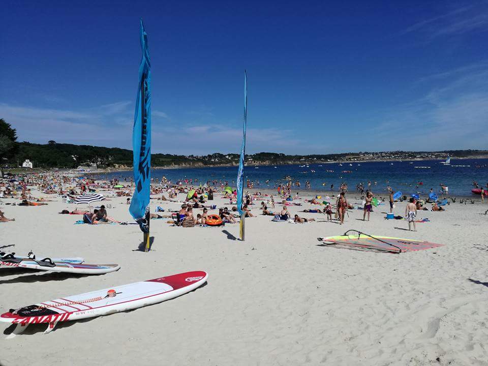 Foto van Plage du Trez Hir met hoog niveau van netheid