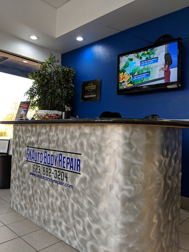 Auto Body Shop «ICC Collision Centers Avondale», reviews and photos, 1426 N Eliseo Felix Jr Way, Avondale, AZ 85323, USA