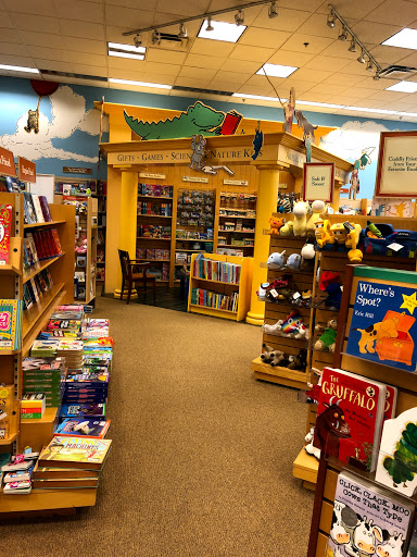 Book Store «Barnes & Noble», reviews and photos, 14790 Greyhound Plaza, Carmel, IN 46032, USA