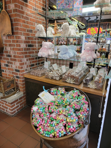 Ice Cream Shop «Antoinette Sweets Inc», reviews and photos, 5981 Transit Rd, Depew, NY 14043, USA