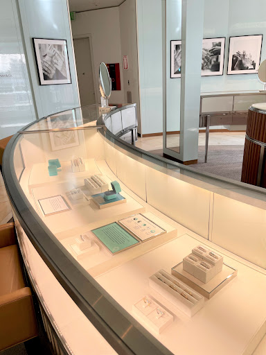 Jewelry Store «Tiffany & Co.», reviews and photos, 28699 Chagrin Blvd, Woodmere, OH 44122, USA