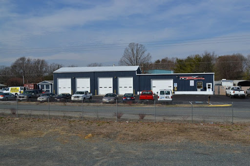 Auto Repair Shop «Woodard Automotive Inc.», reviews and photos, 18 Short St, Fredericksburg, VA 22405, USA