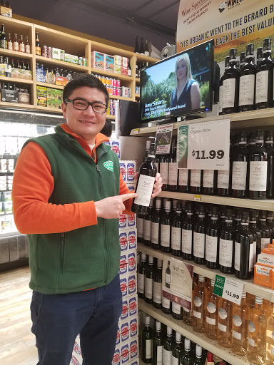 Gourmet Grocery Store «Yes! Organic Market Capitol Hill», reviews and photos, 410 8th St SE, Washington, DC 20003, USA