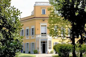 Villa Lorenzo image