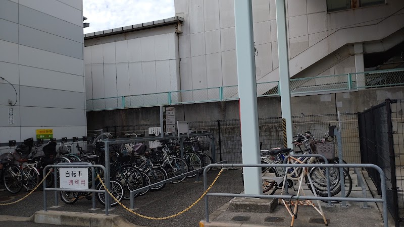 猪名寺駅東第１自転車駐車場