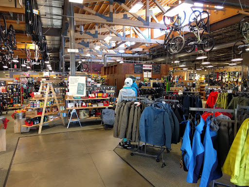 Camping Store «REI», reviews and photos, 9637 E County Line Rd, Englewood, CO 80112, USA