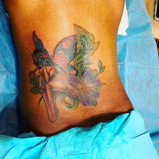 Tattoo Shop «Broken Art Tattoo», reviews and photos, 2400 Hyperion Ave, Los Angeles, CA 90027, USA