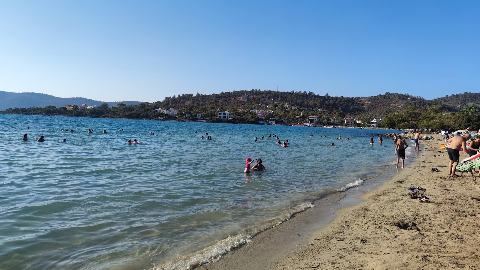 Foto av Zeytinli Beach med turkos rent vatten yta