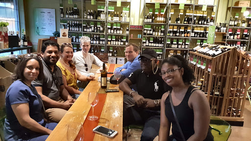 Wine Store «House Wine», reviews and photos, 644 High St, Columbus, OH 43085, USA