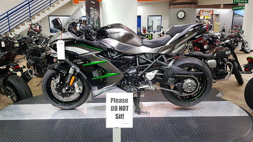 Motorsports Store «RIVA Motorsports», reviews and photos, 3671 N Dixie Hwy, Pompano Beach, FL 33064, USA