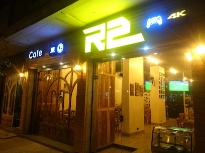 R2 Playstation& Café