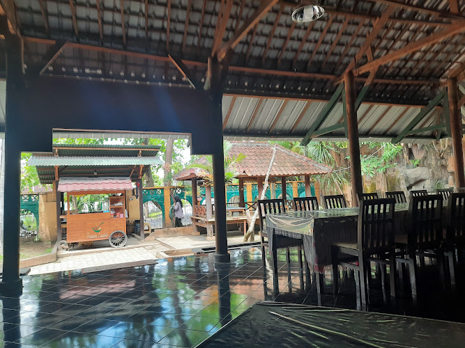 Restoran Masakan Ayam Terbaik di Nusa Tenggara Barat: Nikmati Kelezatan Ayam Taliwang dan Nasi Kotak yang Menggugah Selera