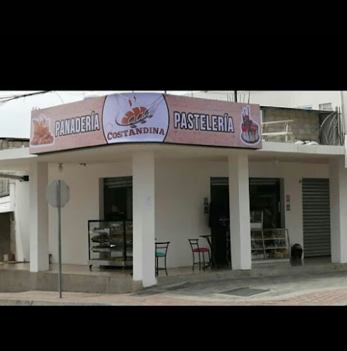 Costandina Panadería y Pastelería - Manta