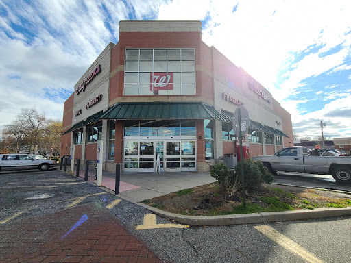 Drug Store «Walgreens», reviews and photos, 241 N Washington Ave, Bergenfield, NJ 07621, USA
